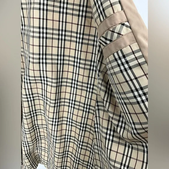 Burberry Tan Trench Coat - Picture 4 of 6
